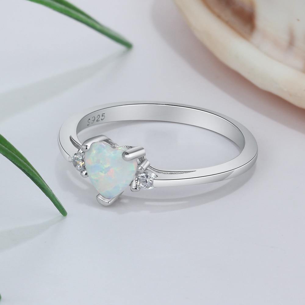 Female Engagement Opal Ring - Vianchi Natural Glam
